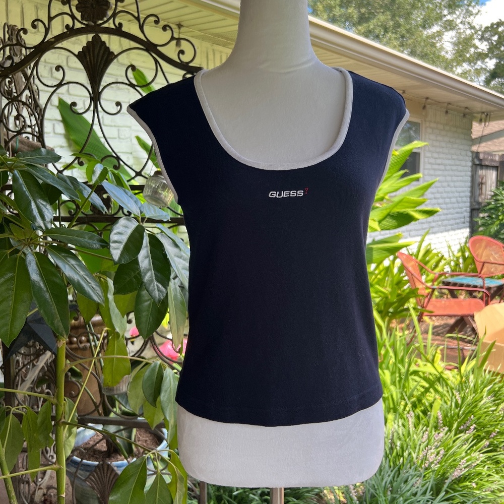 GUESS Crop Top